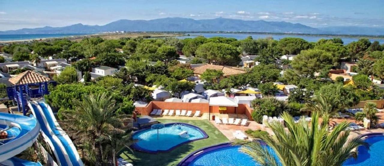 Mhvacances Louent Plusieurs Mobilhomes Dans Camping 4 Etoiles A 200M De La Plage Et Cure Thermale 卡内 外观 照片