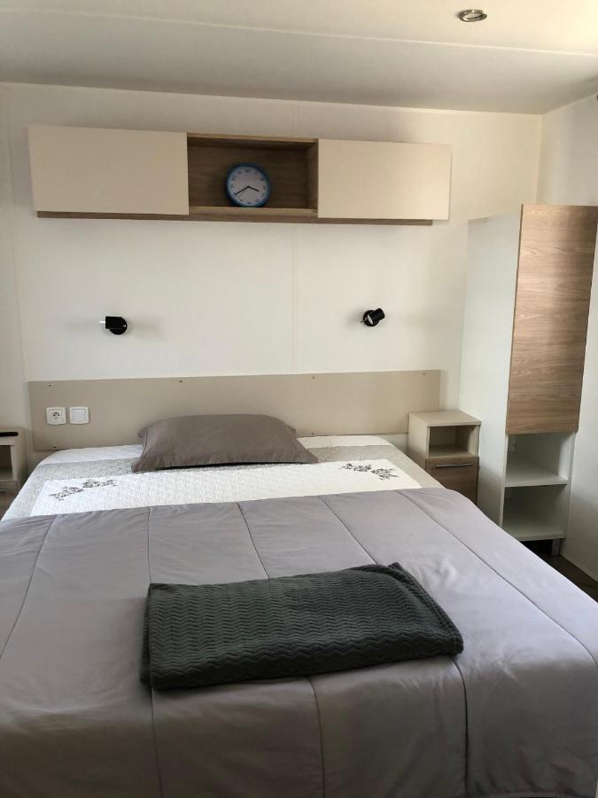 Mhvacances Louent Plusieurs Mobilhomes Dans Camping 4 Etoiles A 200M De La Plage Et Cure Thermale 卡内 外观 照片
