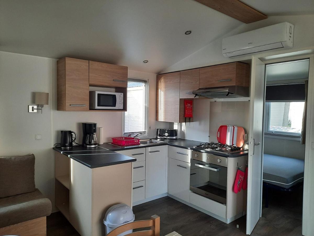 Mhvacances Louent Plusieurs Mobilhomes Dans Camping 4 Etoiles A 200M De La Plage Et Cure Thermale 卡内 外观 照片