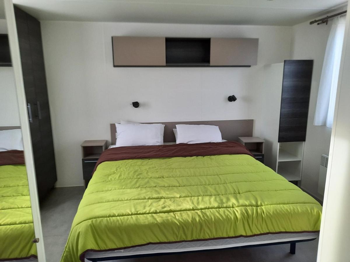 Mhvacances Louent Plusieurs Mobilhomes Dans Camping 4 Etoiles A 200M De La Plage Et Cure Thermale 卡内 外观 照片